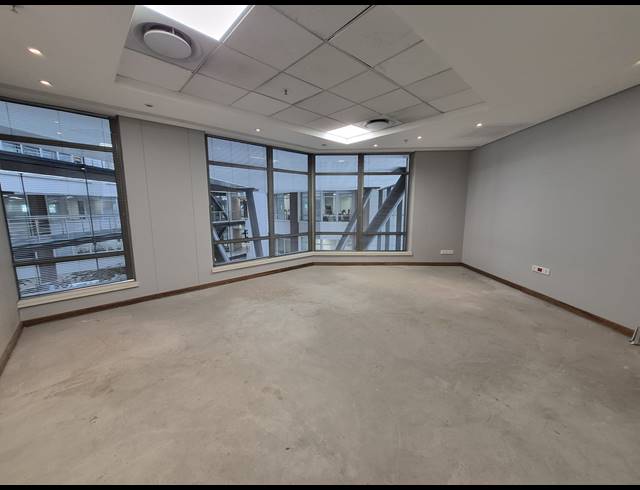 947M² OFFICE TO LET IN SANDTON CENTRAL
